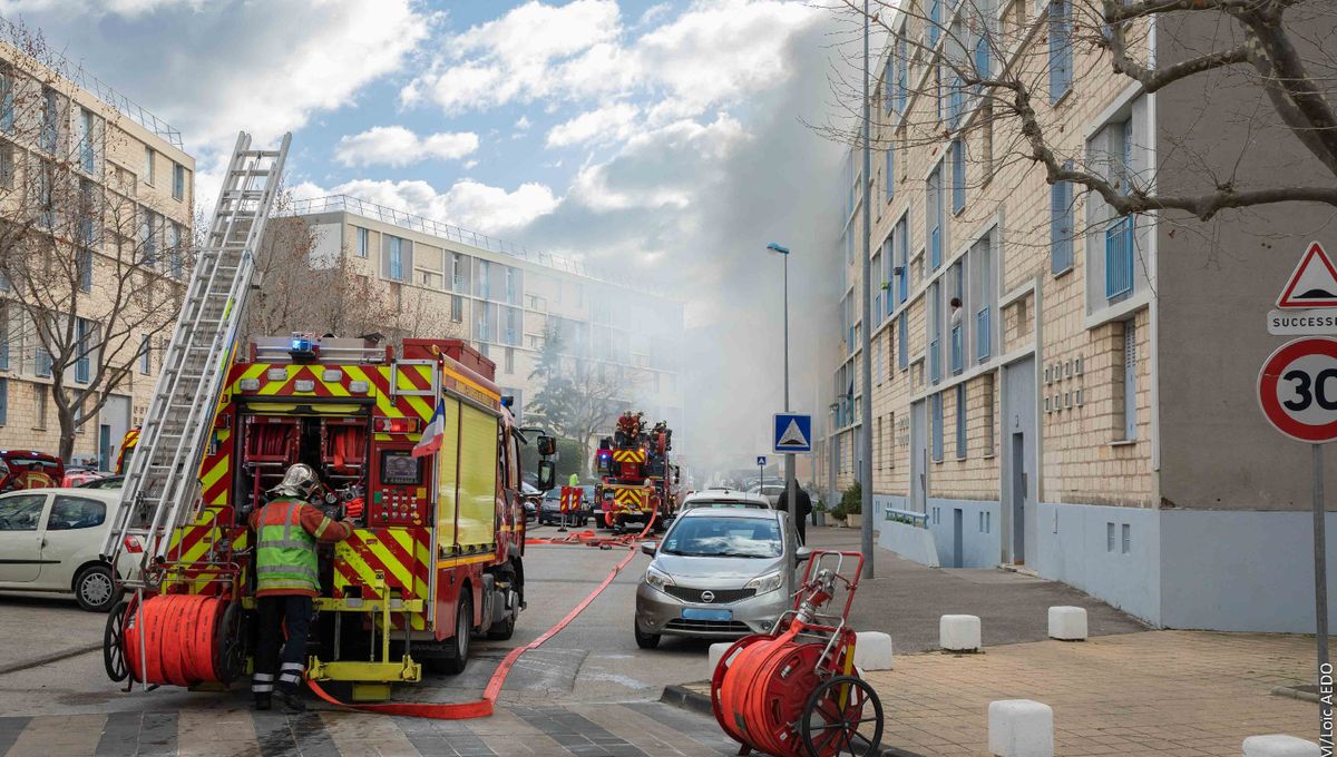 découvrez comment effectuer une déclaration de sinistre incendie à marseille. suivez nos conseils pratiques et découvrez les démarches administratives nécessaires pour une indemnisation rapide.