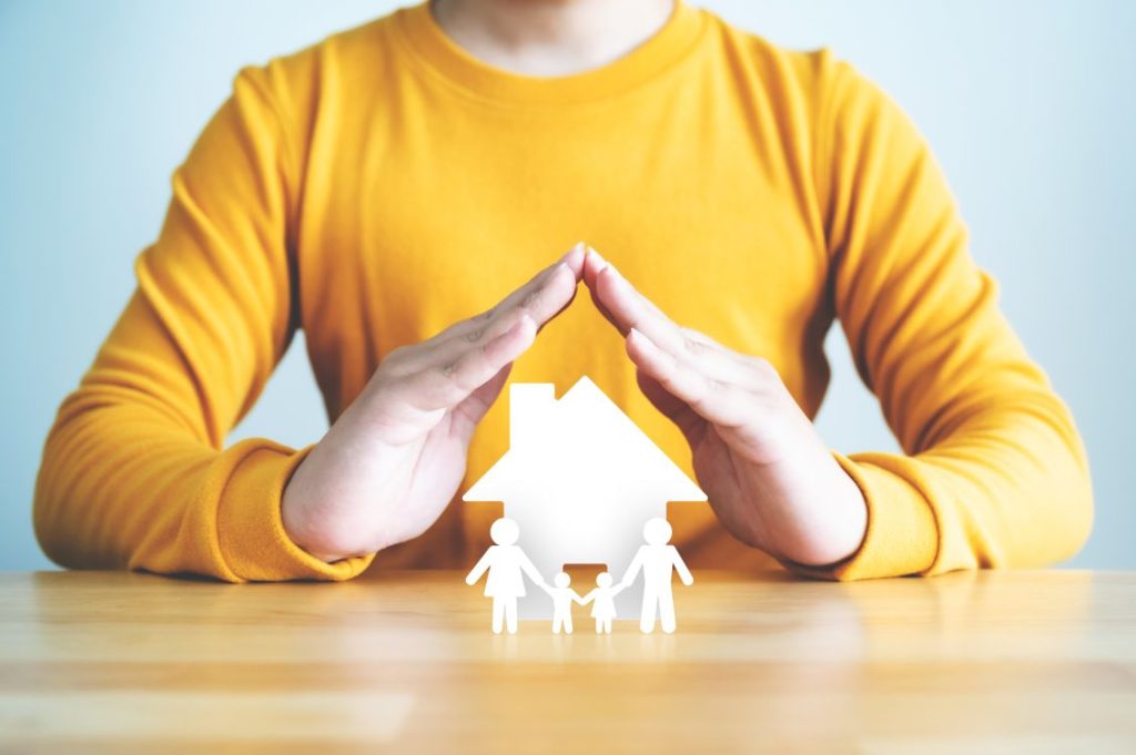 découvrez l'importance de l'assurance habitation face aux tornades : que couvre votre contrat, quelles démarches en cas de sinistre, et comment mieux protéger votre logement contre les catastrophes naturelles.