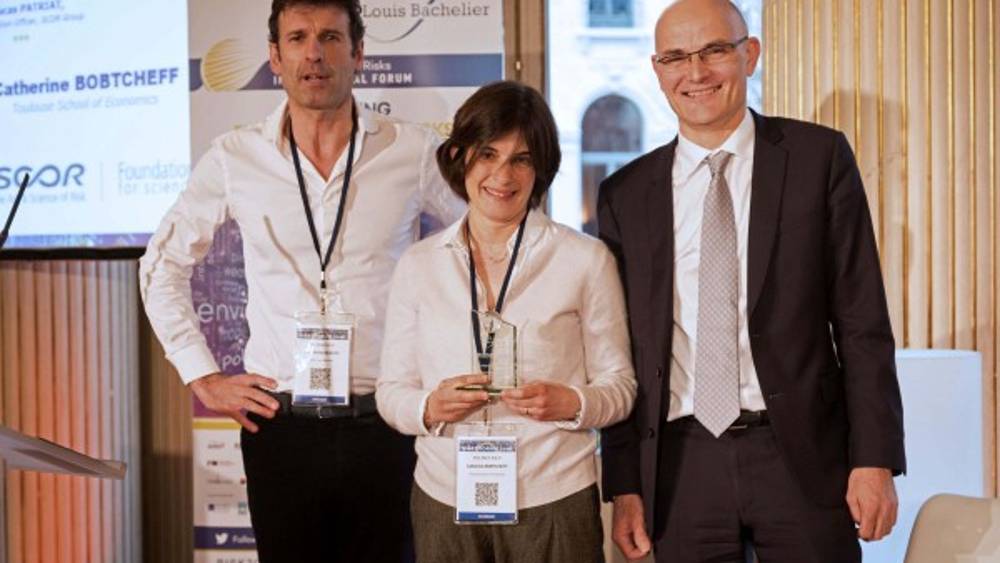 analyse critique de la reprise du secteur assurantiel en floride : entre espoirs et réalités, découvrez pourquoi cette croissance pourrait être un mirage.