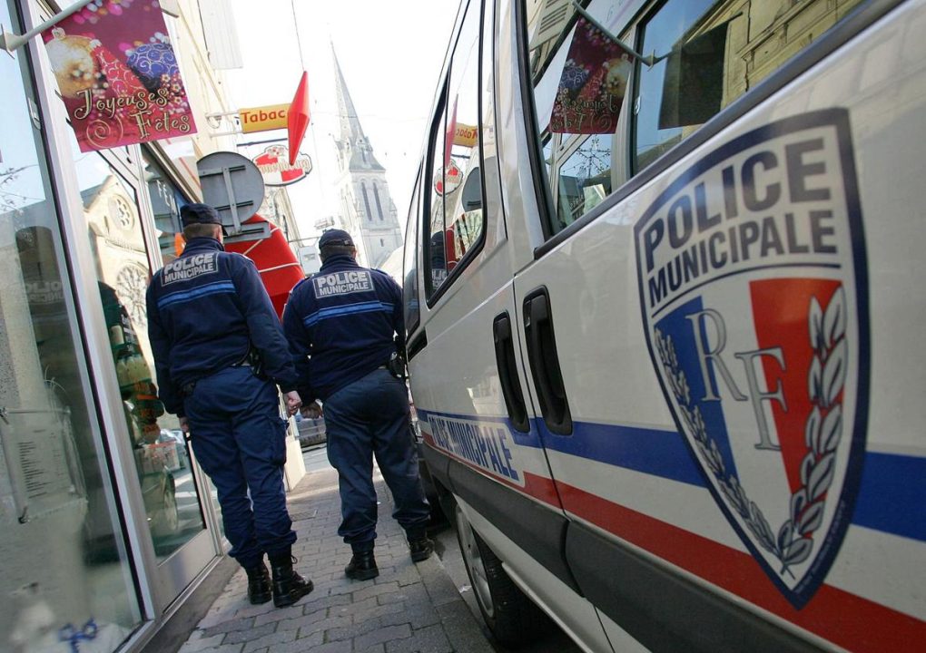 découvrez les dépenses de thomas, policier à bordeaux, avec un salaire mensuel de 2 480 €. analyse détaillée de son budget et de sa gestion financière.