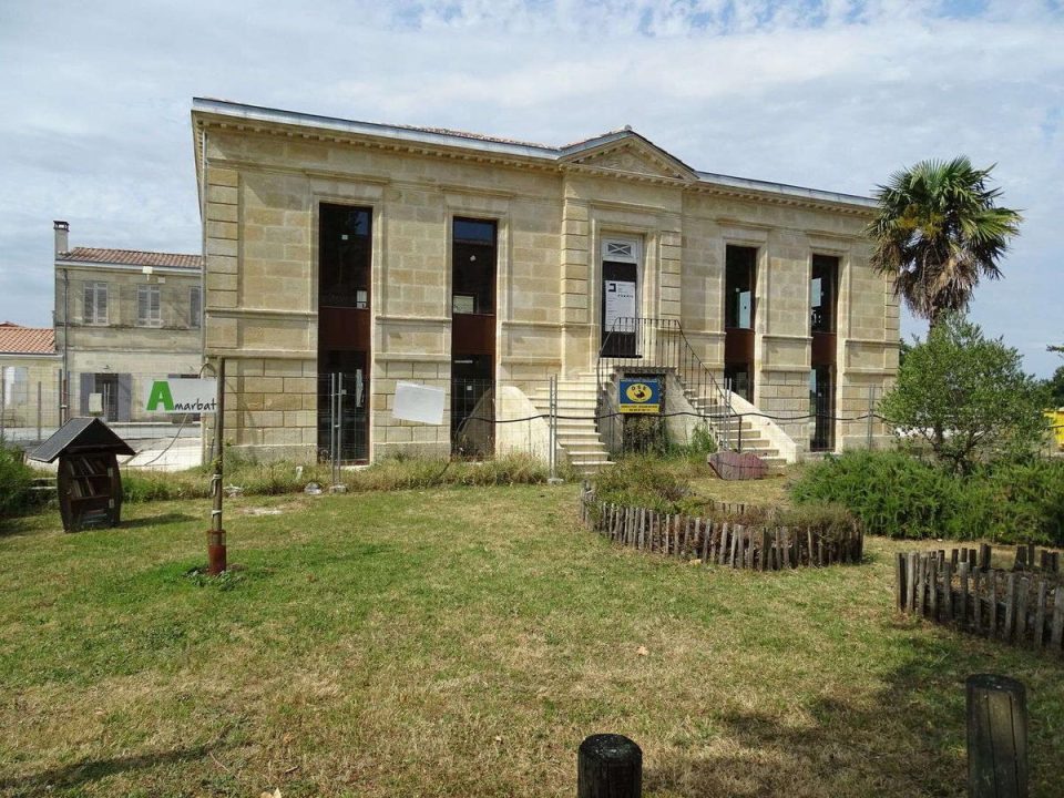 découvrez la renaissance de l’ancien presbytère à norroy-le-sec, un projet de rénovation qui redonne vie à ce patrimoine historique au cœur du village.