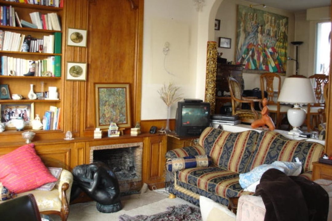 à calais, 77 animaux sauvés d'un appartement surchargé dans une opération de protection animale visant à leur offrir un refuge sûr et adapté.