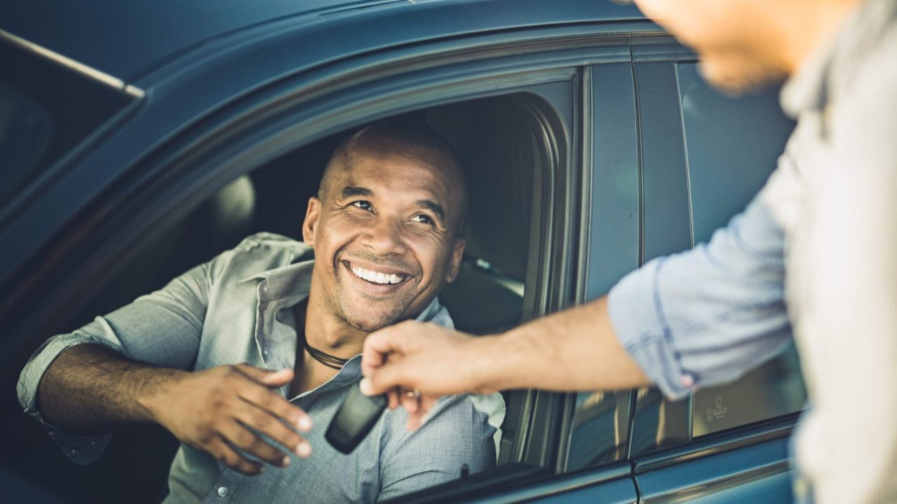 découvrez si turo, l'airbnb des voitures, est une option fiable pour louer un véhicule en toute confiance. avis, sécurité et conseils d'utilisation.